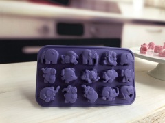 قالب شوكولاتة سيليكون | صينية فيل صغير IC021