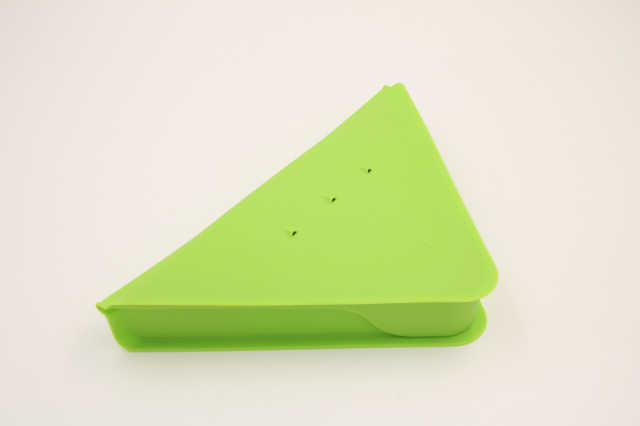 UT061 صانعة الأومليت | قالب سيليكون في الميكروويف