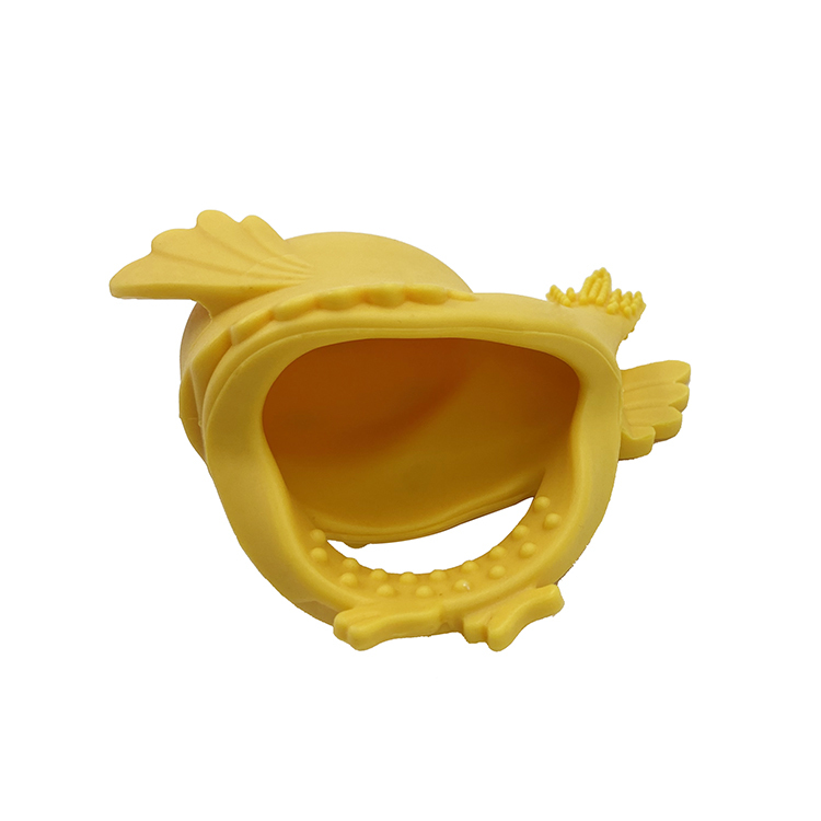BT018  Silicone teether in Chick shape