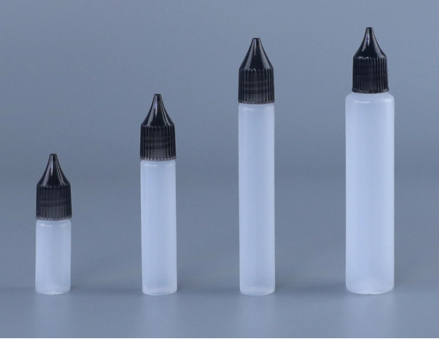 PE Essential Dropper E-Liquid Oil Squeeze Bottles With Clear Cap