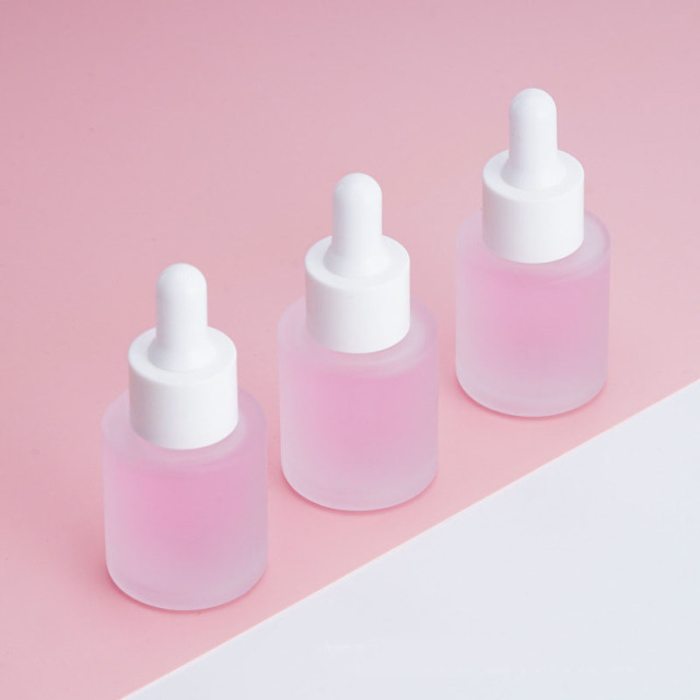 Plastic Dropper Cap With Smooth Closure For Essential Oil Bottle