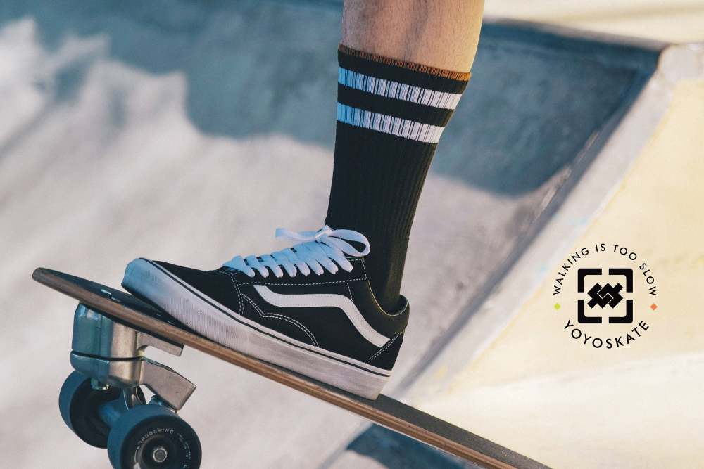 YOYOSKATE Escape Socks for Rollerblading / Skating Ankle High