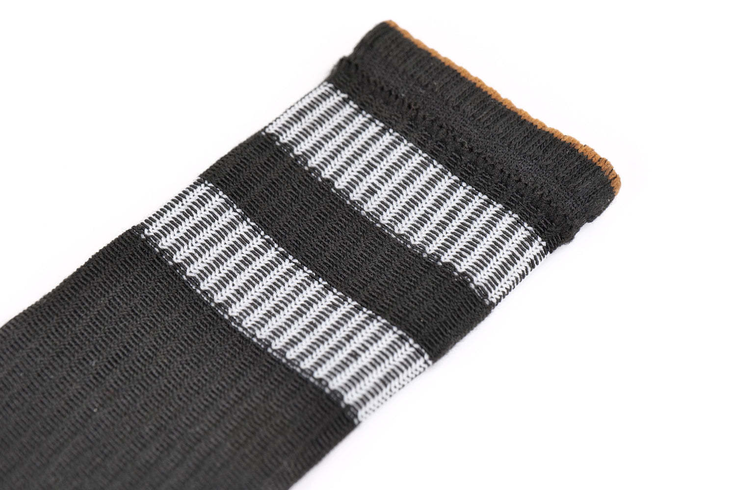 YOYOSKATE Escape Socks for Rollerblading / Skating Ankle High