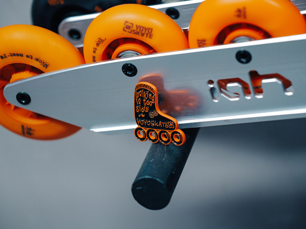 Skate Pin - Walking is too slow | in 2 colors