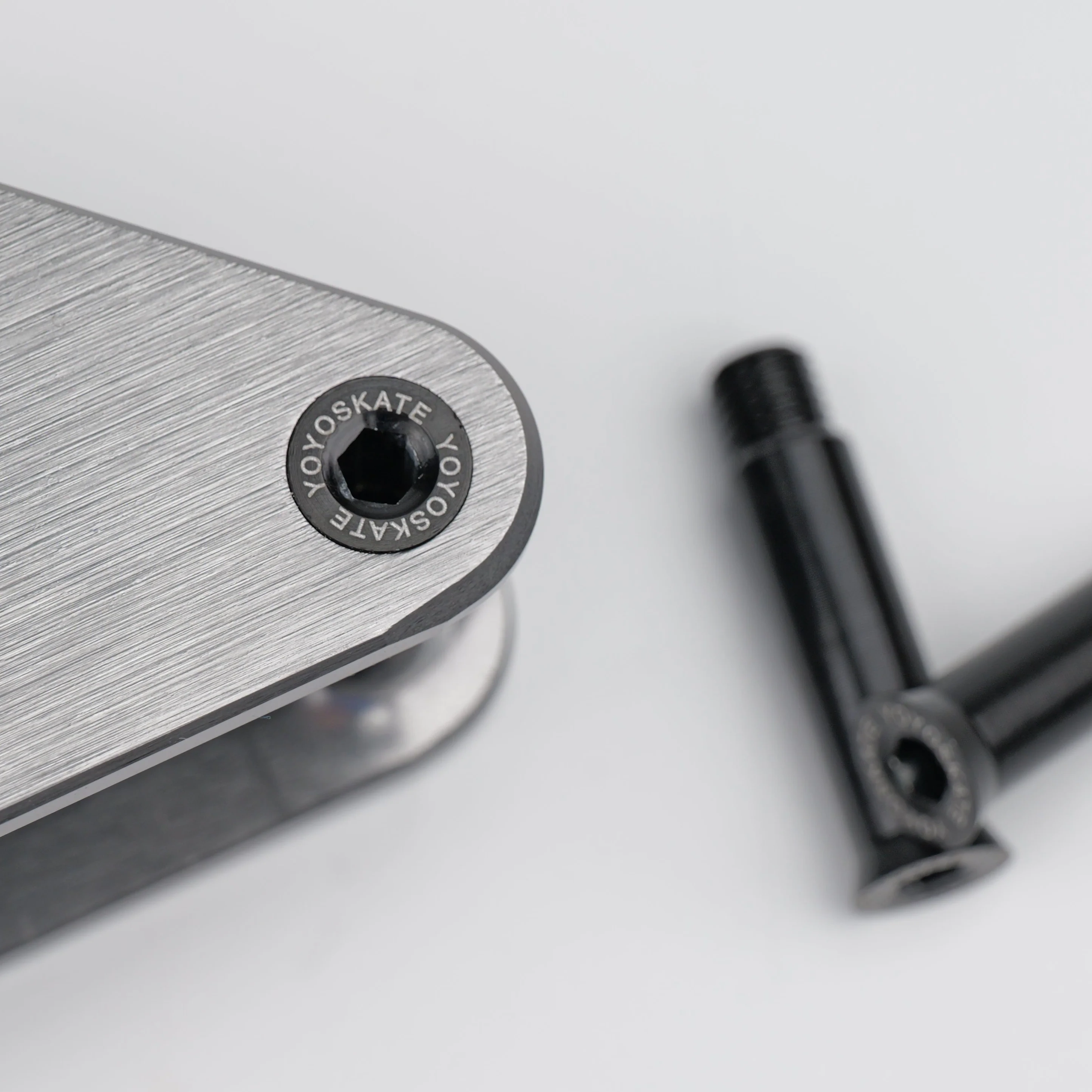 Alu Axles for YOYOSKATE Frames