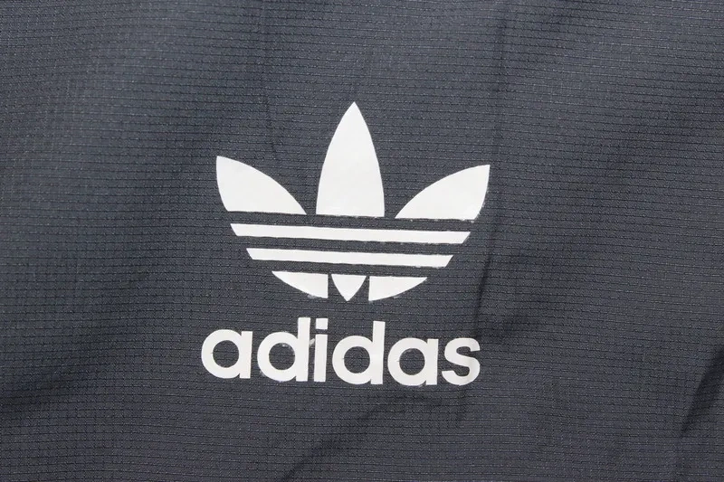 2024-2025 Real Madrid Jersey Windbreaker Grey