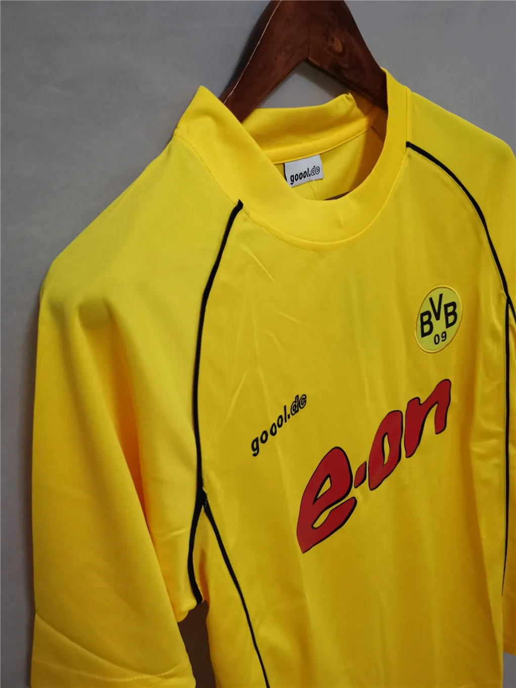 02-23 Borussia Dortmund Retro Home Jersey