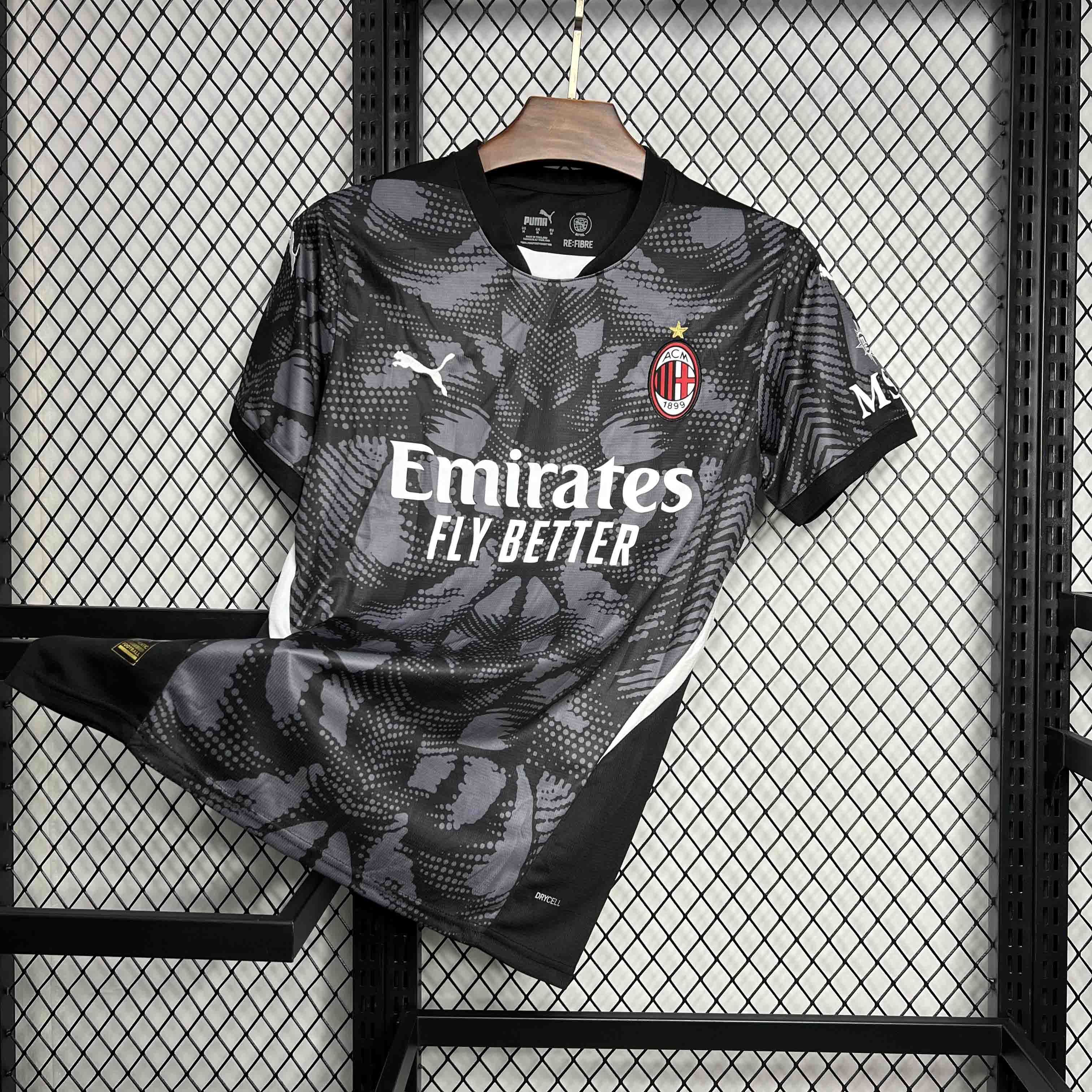 AC Milan 24-25 Goalkeeper Black Kit Jersey