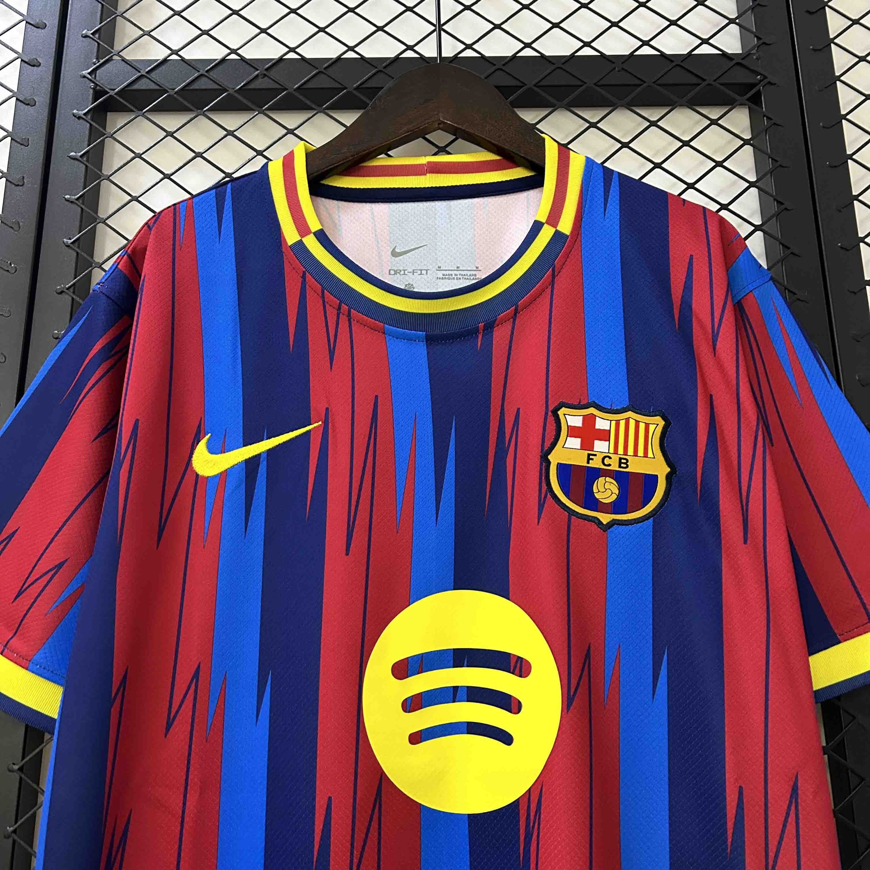 Nike Men's Barcelona Special Edition Shirt Football Kit 25-26