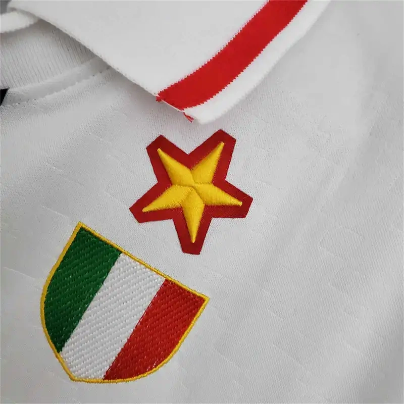 AC Milan BAGGIO #18 Retro Jersey Away 1996/97