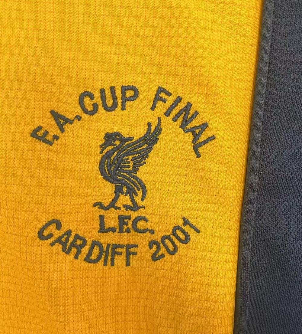 Retro Liverpool FC Third Away Football Jersey 2000/2001