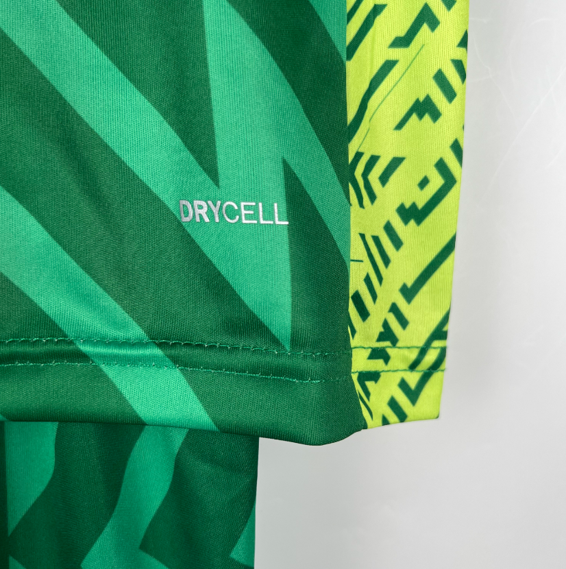 23-24 Kids Goalkeeper Manchester City Kit