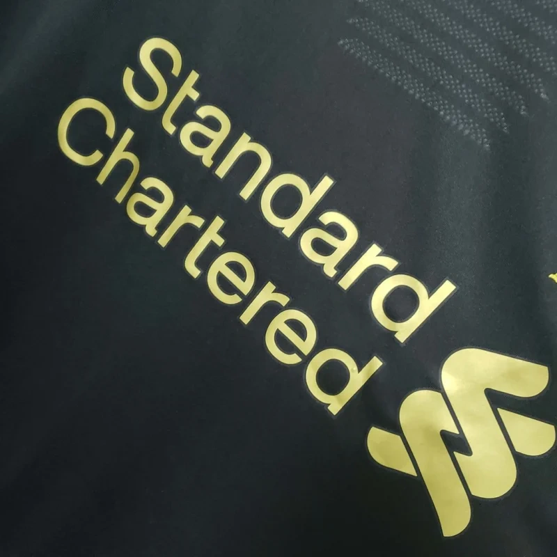 Retro Liverpool Goalkeeper Football Shirt 2019/2020