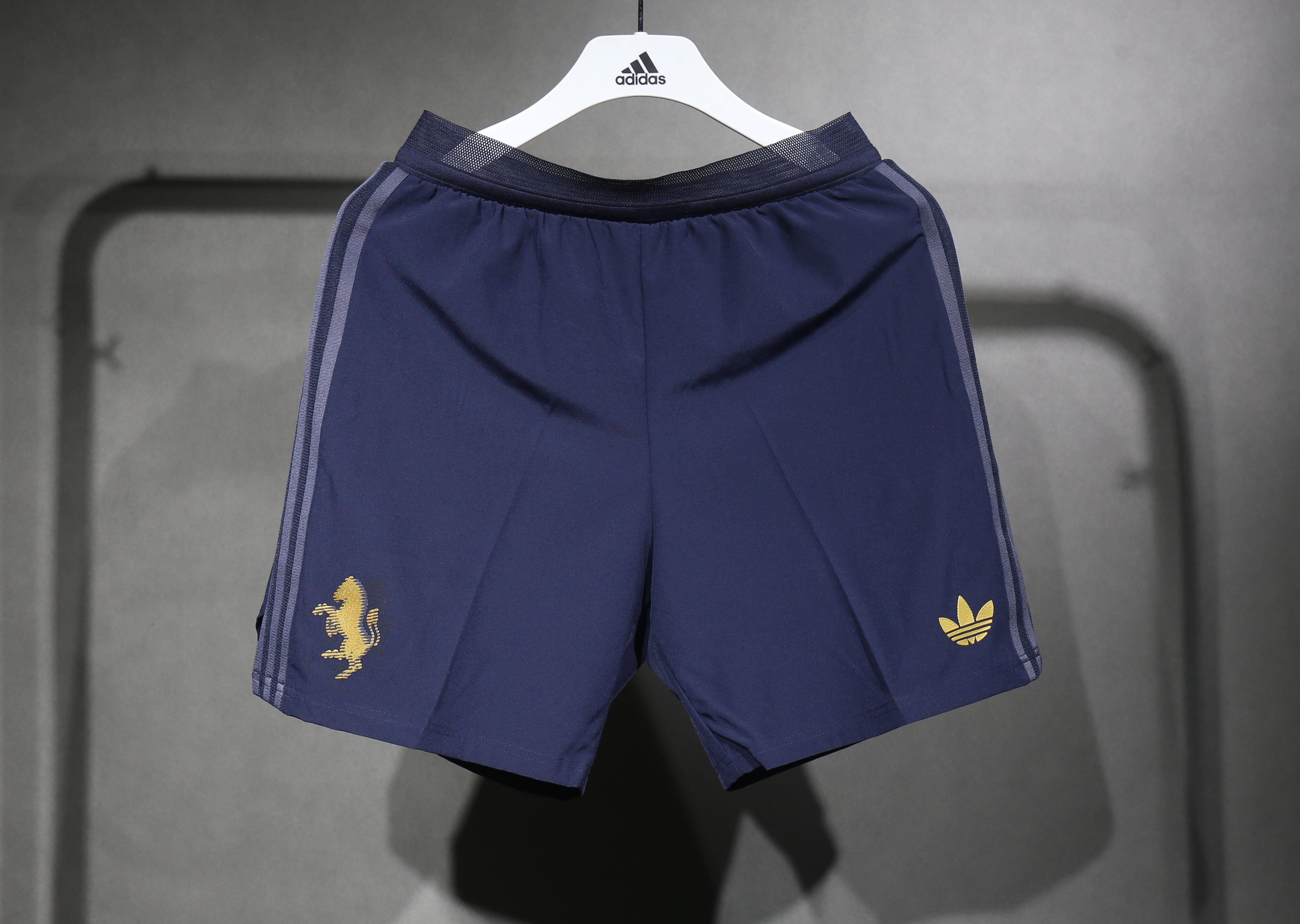 Juventus Third Away Shorts 2024-25 Fans+Player Version