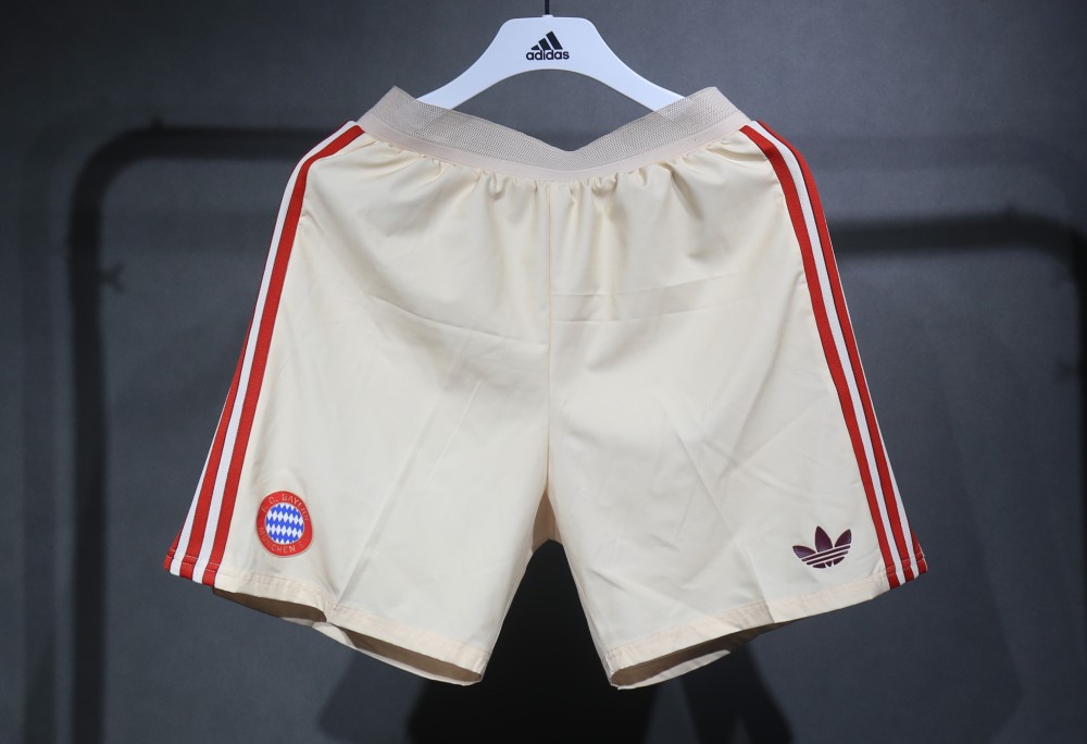 24-25 Bayern Munich Third Soccer Shorts Fans+Player Version