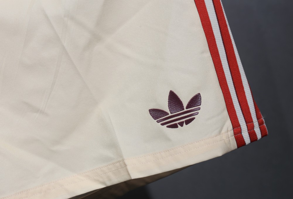 24-25 Bayern Munich Third Soccer Shorts Fans+Player Version