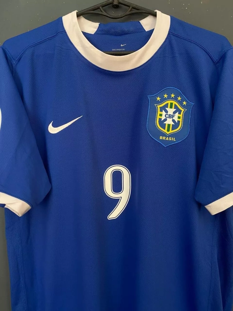 Retro Brazil National Team C.Ronaldo 9 （ CR7 ） Shirt 2006/2008 Non-Customize