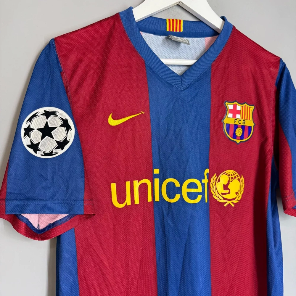 Barcelona Retro Home #19 Messi Shirt 2007/2008 Non-Customize