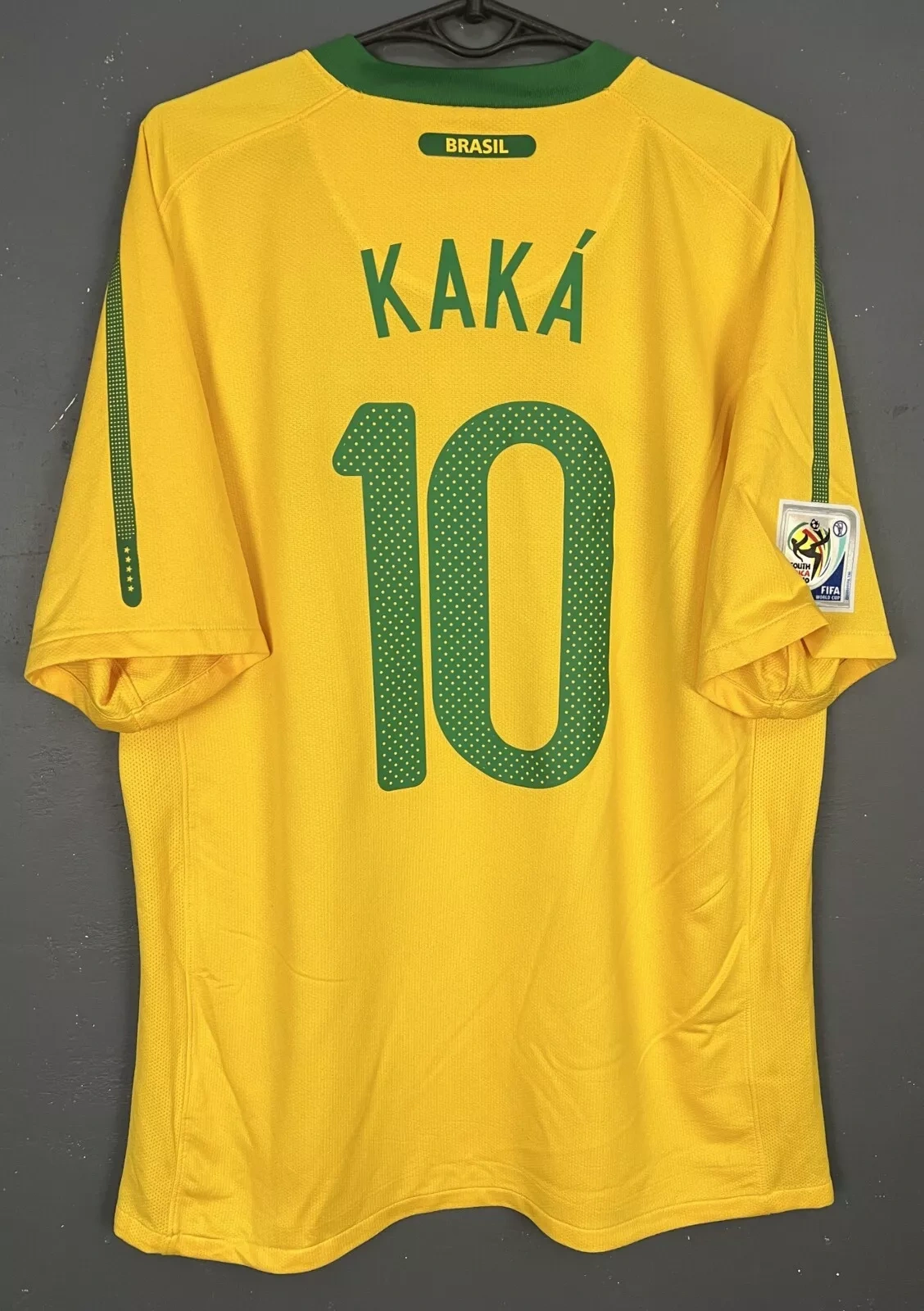 Retro Brazil National Team Kaka 10 Shirt 2010/2011 Non-Customize