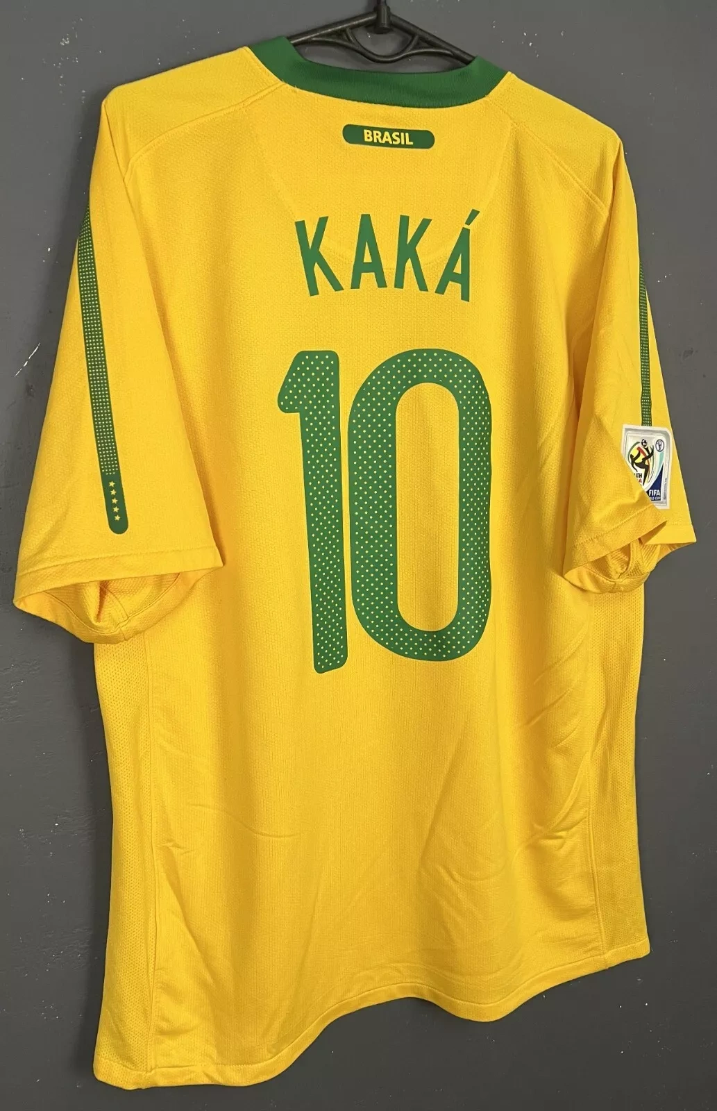 Retro Brazil National Team Kaka 10 Shirt 2010/2011 Non-Customize