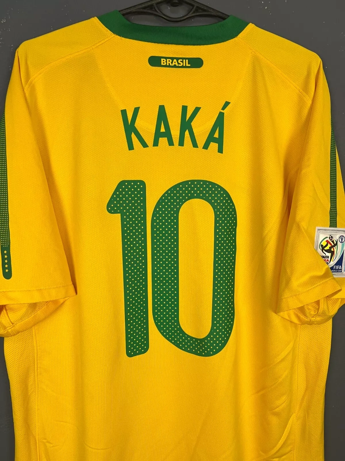 Retro Brazil National Team Kaka 10 Shirt 2010/2011 Non-Customize
