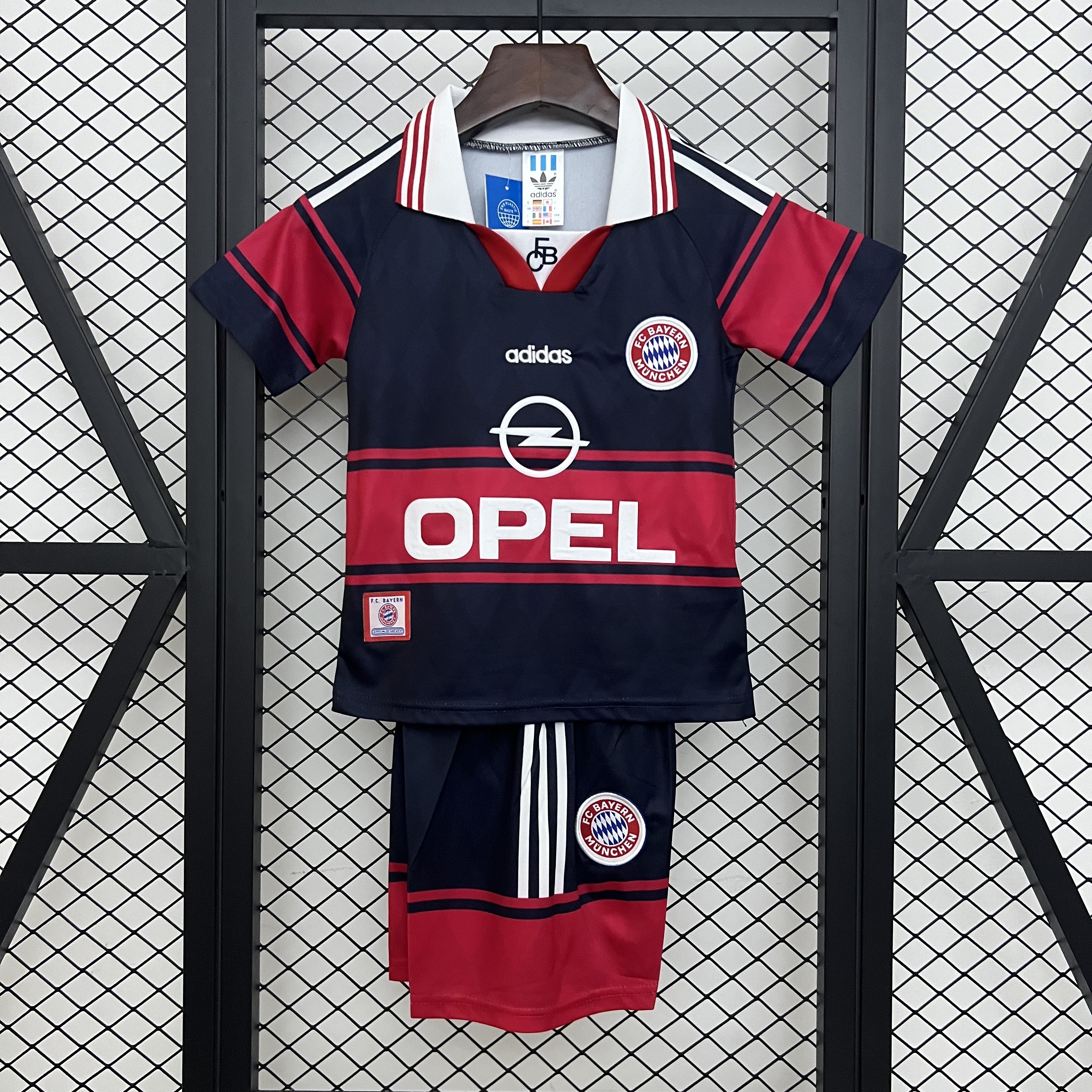 Kids Bayern Munich Retro Soccer Home Kits 97-99