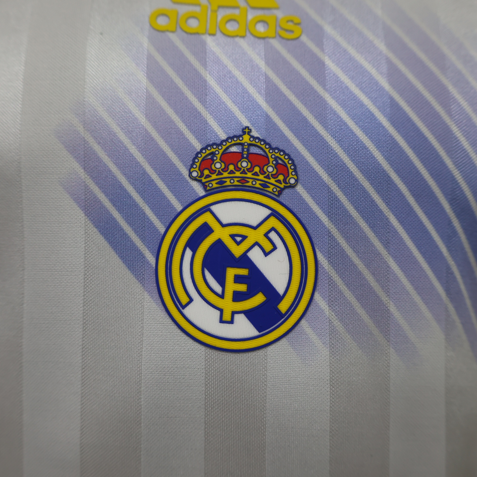 26-27 Real Madrid Casual Retro Style Football Jersey