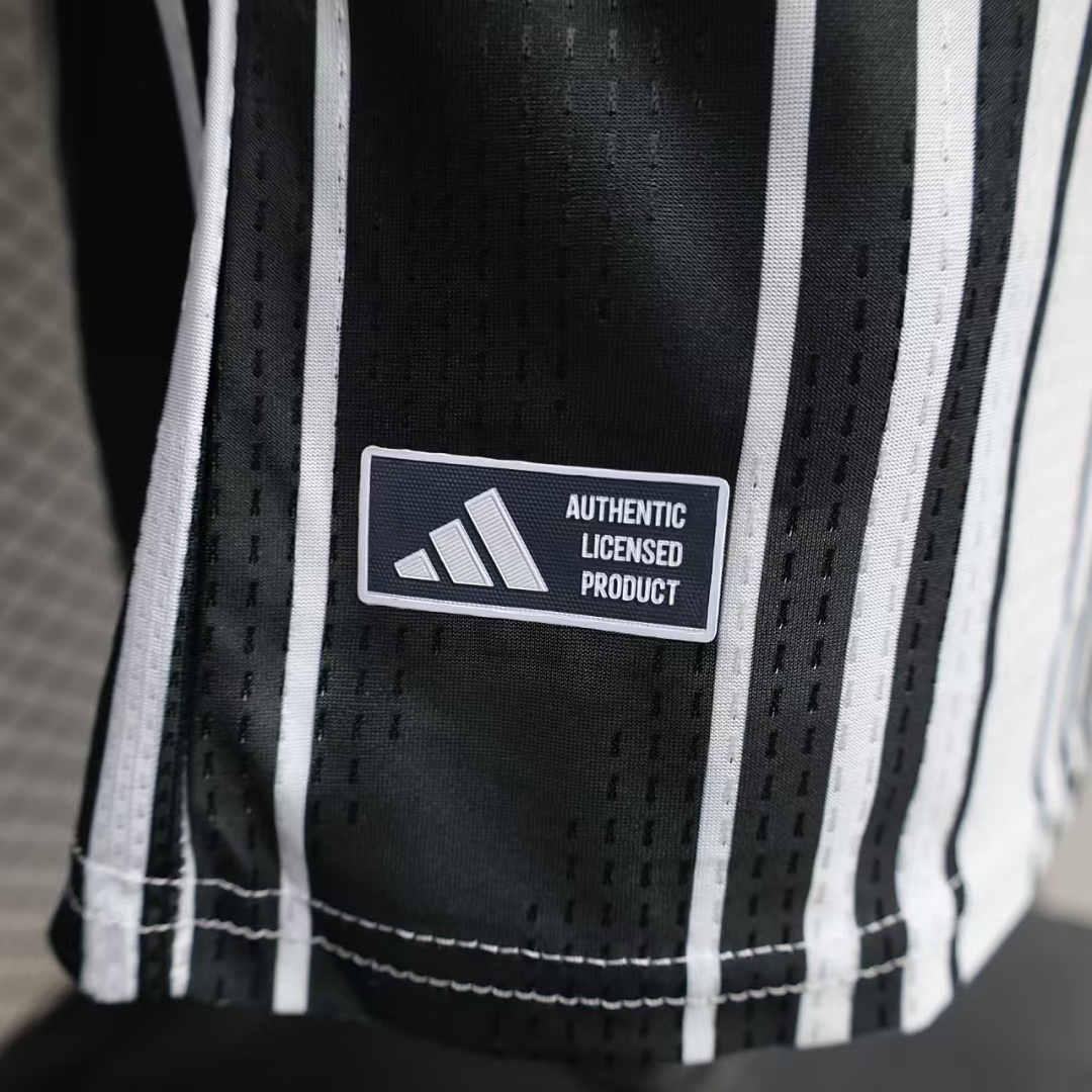 Newcastle United Authentic Football Jersey Home Shirt 2026/27