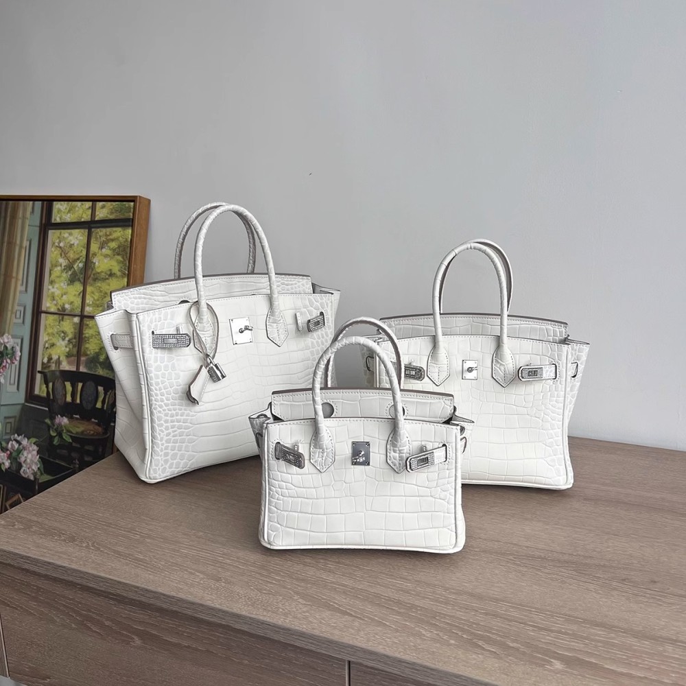 Wholesale silver Diamond Buckle Crocodile-Pattern Leather Birkin Bag, Genuine Leather, Fashionable Top-Handle Bag, Versatile High-End Shoulder & Crossbody Bag for Women