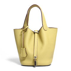 chick yellow