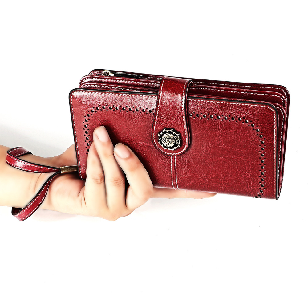 Wholesale Large Capacity Multifunctional Long Women's Wallet RFID European and American Retro Genuine Leather Clutch Leather Wallet Manufacturer
