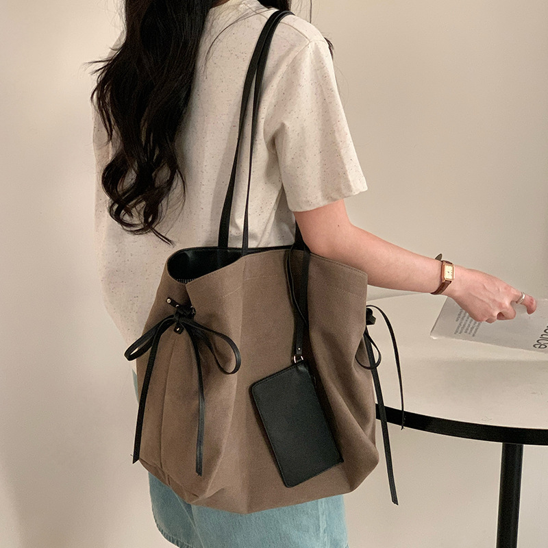 韩系慵懒风托特包2025新款帆布包女小众大容量休闲单肩购物袋大包
