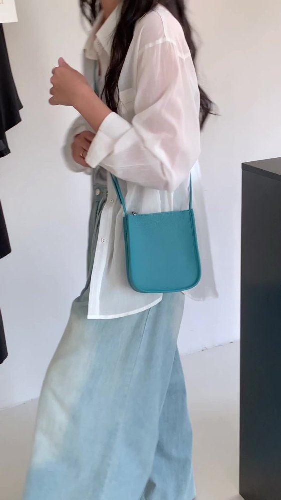 百搭牛皮手机包包女2025新款夏季轻便随身迷你单肩斜挎真皮小包包