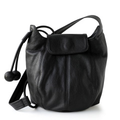 black（Genuine Leather）