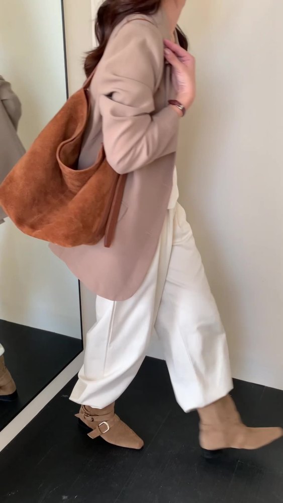 反绒磨砂牛皮女包2025新款松弛感真皮休闲麂皮单肩包托特水桶包女