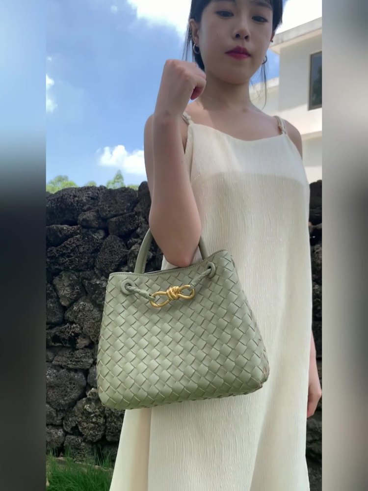 小众设计时尚新款金属结真皮编织托特包单肩手提大容量复古女包