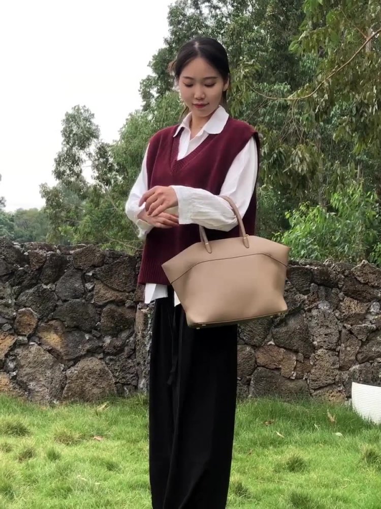 高级感手提翅膀包牛皮大容量通勤百搭斜挎包女托特包