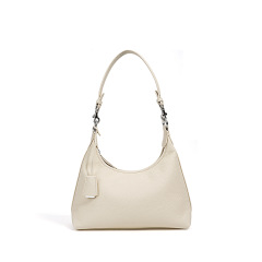 white（white）