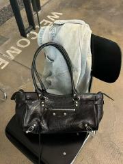 black（silve）39.8*17.7*14.9cm