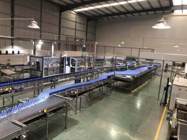 Bottle conveyor system - Heat Resistance Beverage Solution
