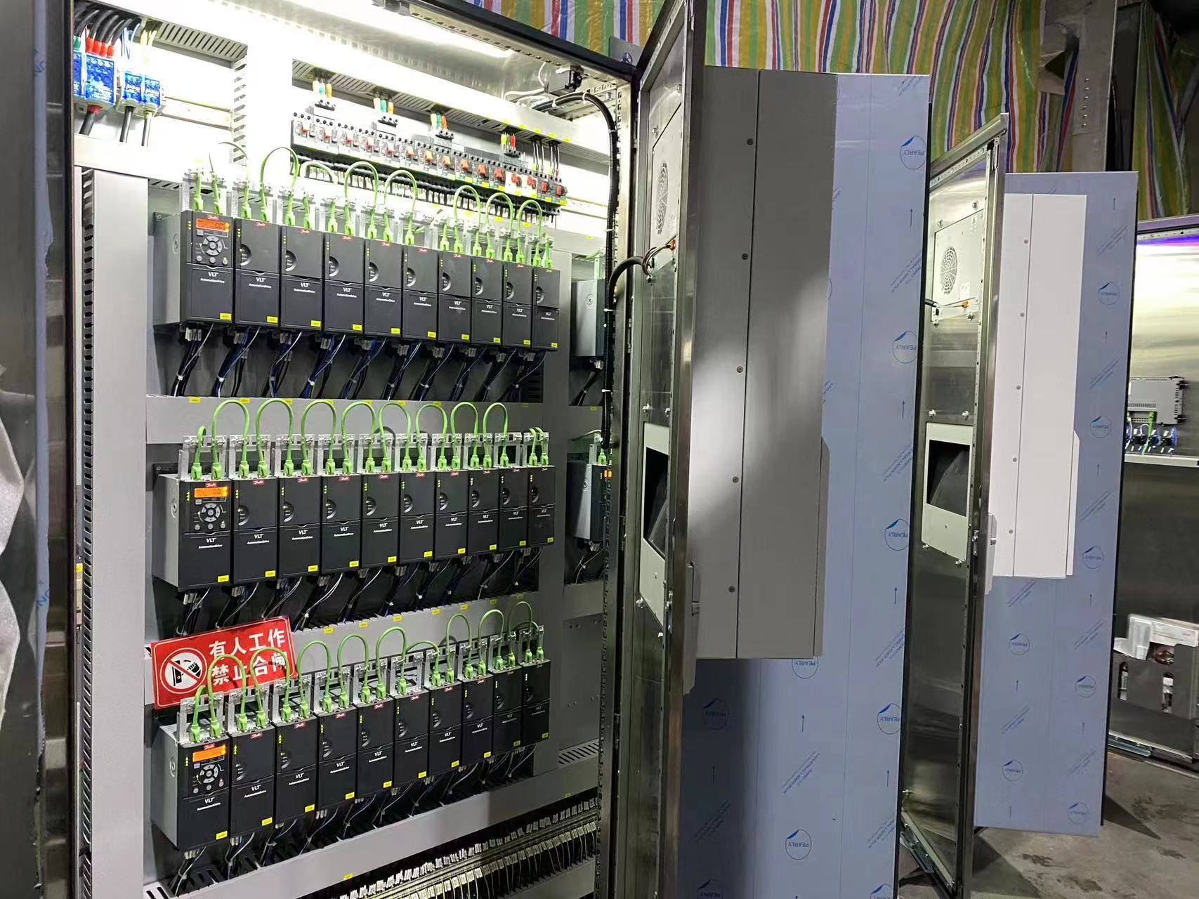 Bottle conveyor system - Heat Resistance Beverage Solution
