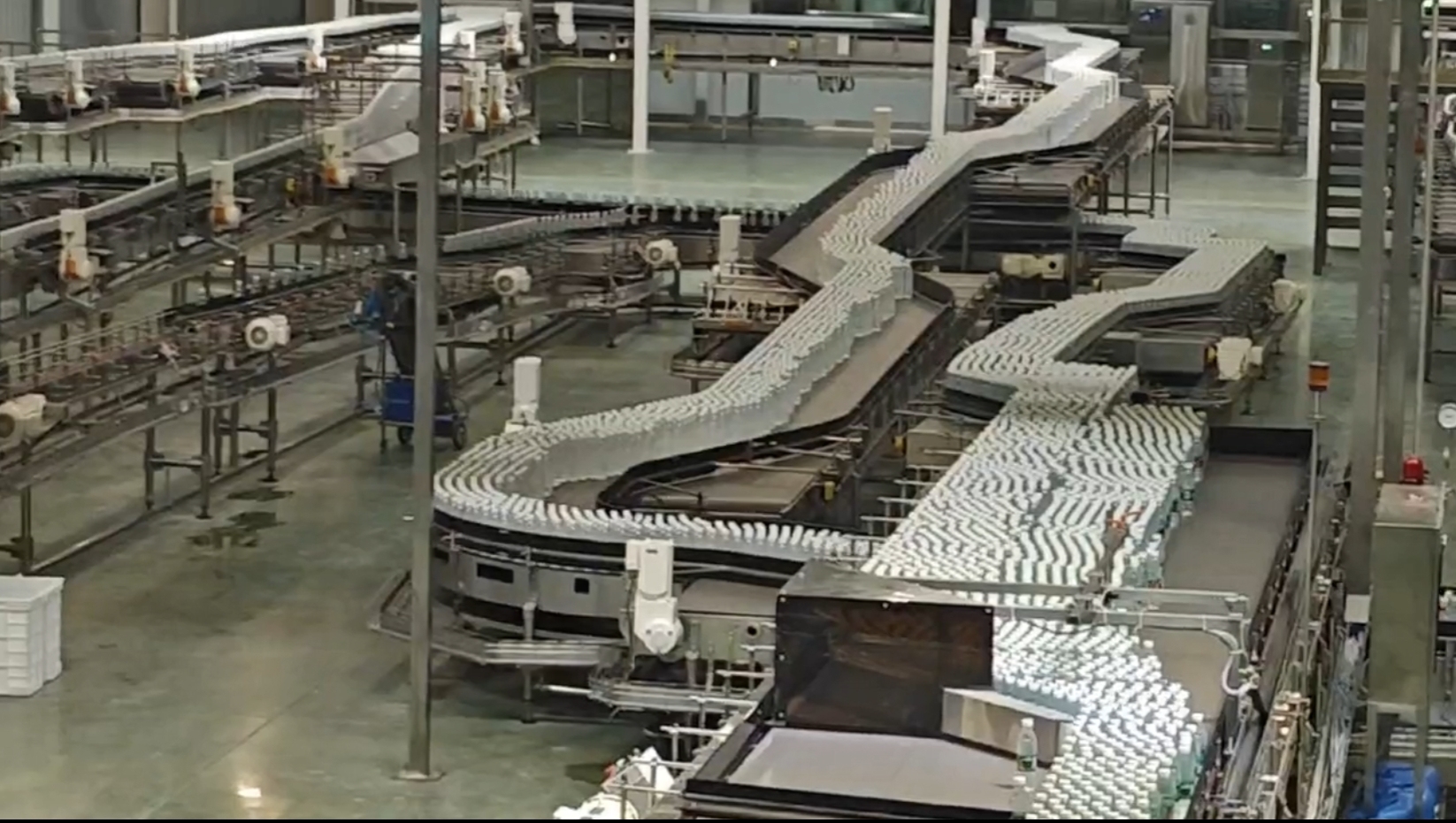 Bottle conveyor system - Heat Resistance Beverage Solution