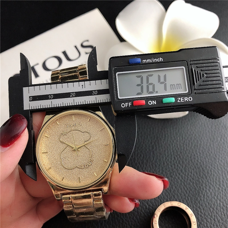 Fashion Women Men Silver Gold Black Steel  Cartoon Roman Number Electronic Letter Round TOUS Bear Span Quartz Watch Jewelry Gift