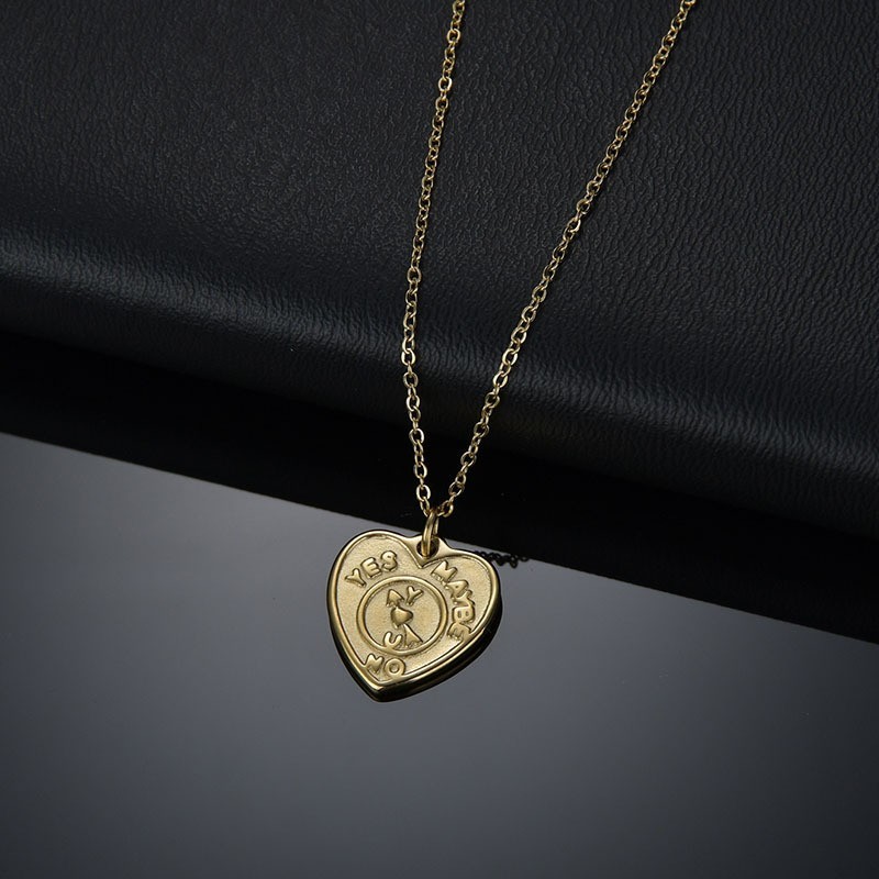 Decision heart pendant fashion necklace in stainless steel