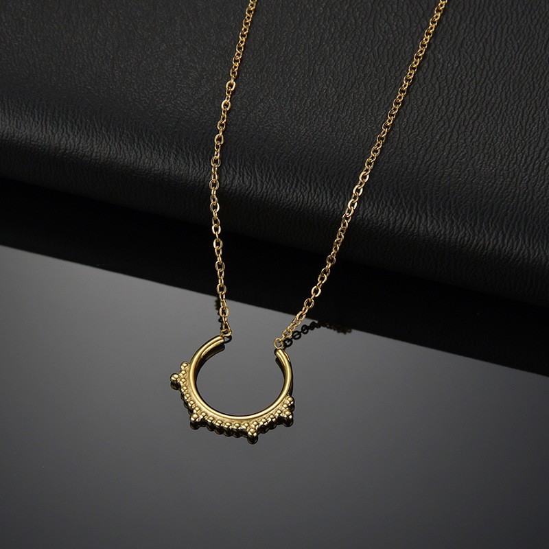 High quality opening vintage frame necklace in stainless steel