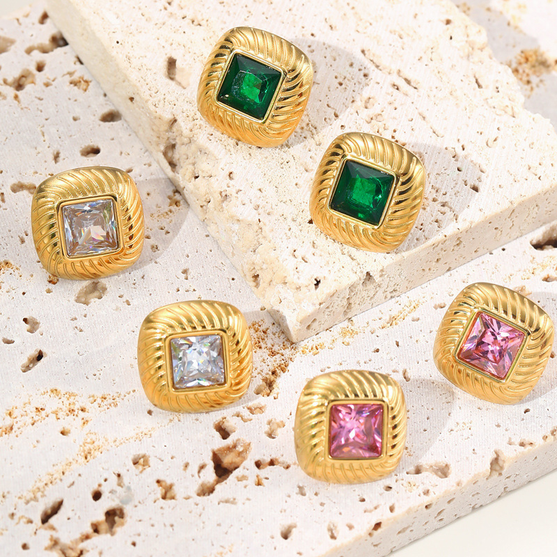 Geometric Pendant Stainless Steel Earrings with Zircon / Boucle d'oreilles en acier inoxydable