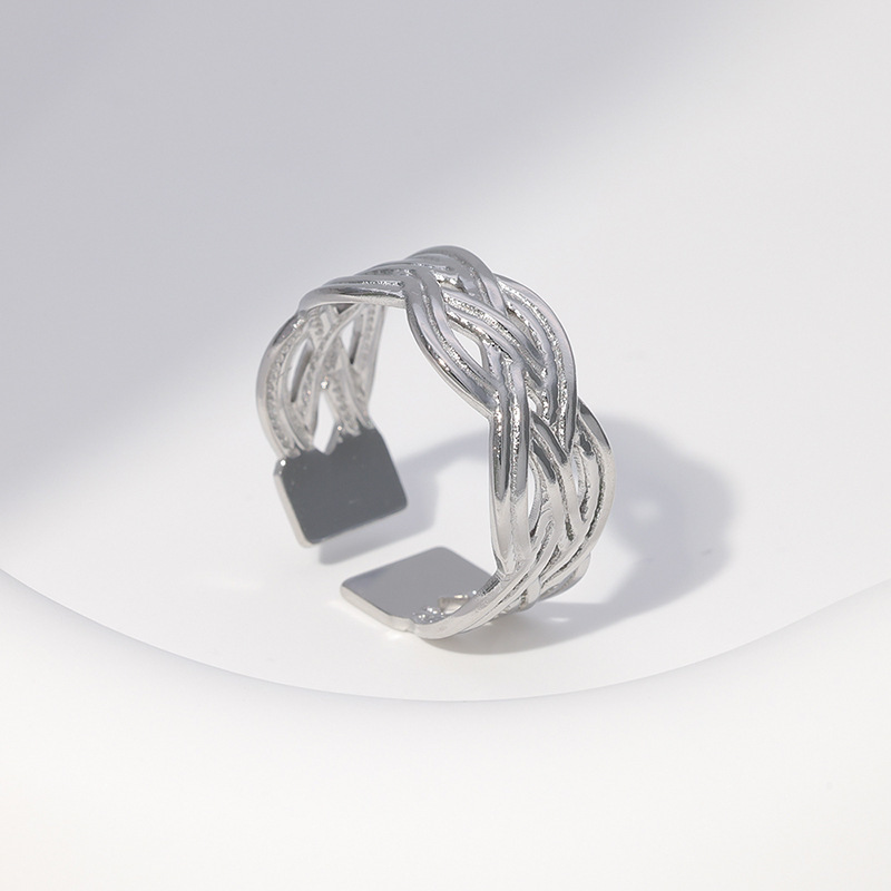 Twisted Wide Band STAINLESS STEEL ADJUSTABLE RINGS / Bague en acier inoxydable
