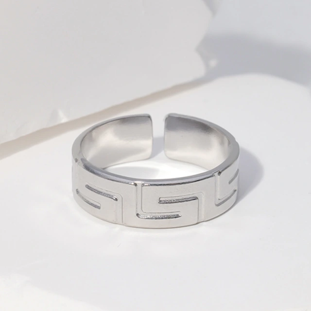 18k Gold Stainless Steel Polished Opening Greek Key Toe Ring / Bague ouverte en acier inoxydable