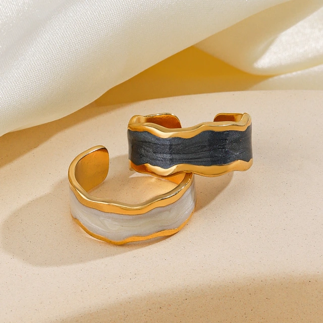 Stylish Black and White Drip Enamel Stainless Steel Open Ring