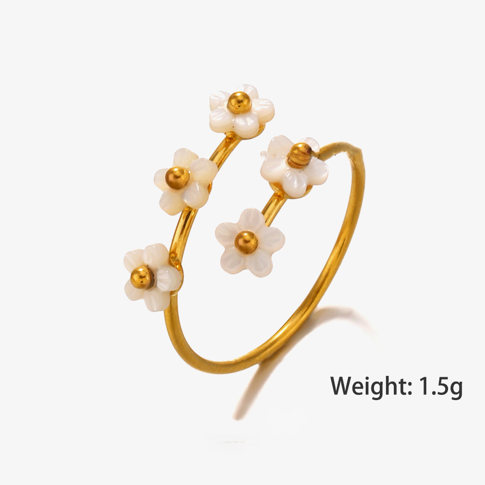 Minimalist Shell Flower Wrap Ring in PVD Gold Plated Stainless Steel